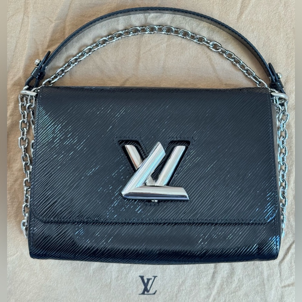 š„Louis Vuitton Limited Edition Twist Electric Epi MM Bagš„ - Picture 4 of 16